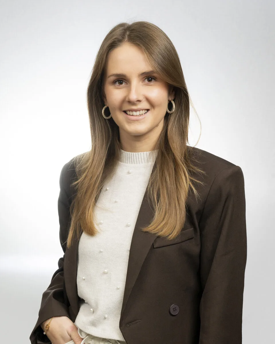 Anouk M
